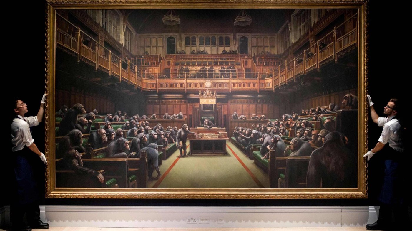 Devolved Parliament, 2009 — the motif taken to its largest scale.